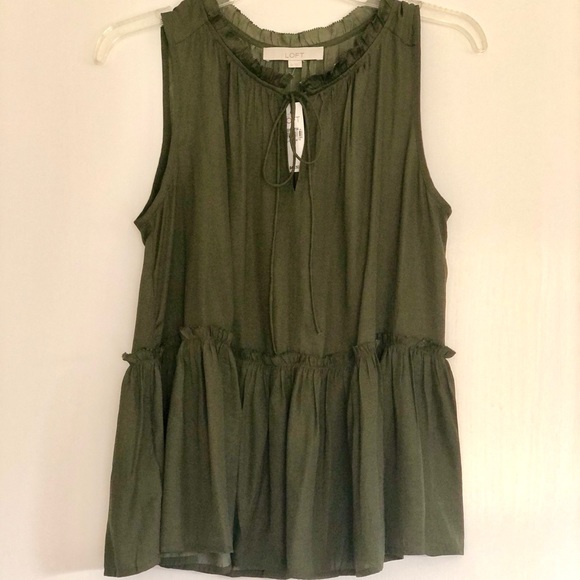 NWT Loft sleeveless tie-neck top in size medium - Picture 1 of 4